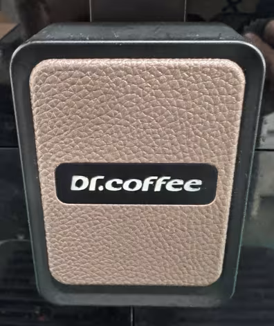 Coffee Format Przednia pokrywa wylotu kawy brązowa MINI