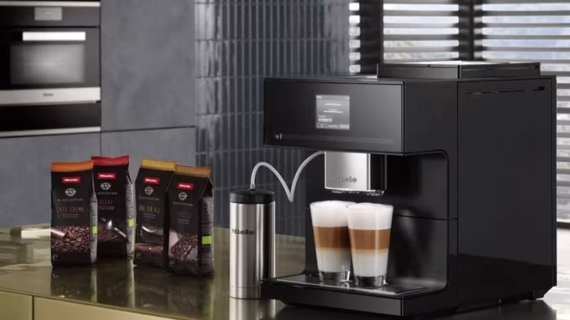 Sprawdzenie ekspresu do kawy Miele - serwis AGD Group Łódź