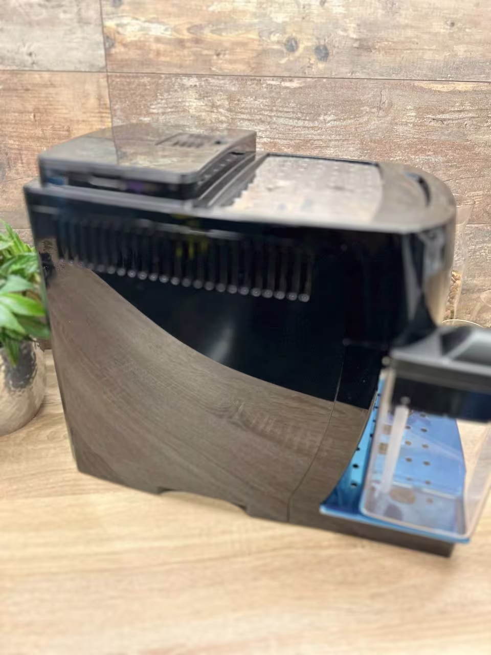 Automatyczny ekspres ciśnieniowy De'Longhi Magnifica S Cappuccino ECAM 22.360.B — miniatura 6