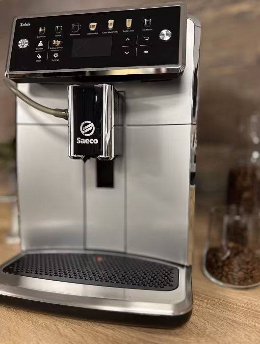 Automatyczny ekspres ciśnieniowy Saeco Xelsis SM7581/00 - AGD Group Łódź