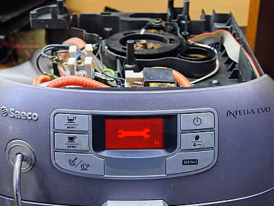 7 błędów, które skracają życie Twojego ekspresu do kawy