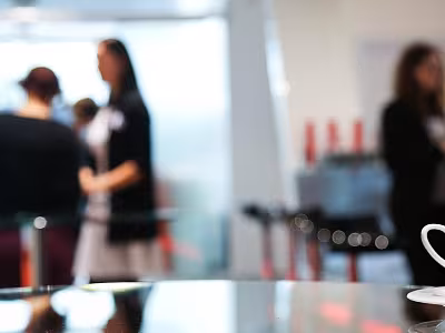 Jak wybrać ekspres do kawy do biura? Poradnik serwisantów 2026