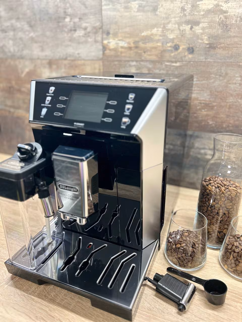 Automatyczny ekspres ciśnieniowy De'Longhi ECAM 550.65.SB (Art. 42108) — miniatura 2