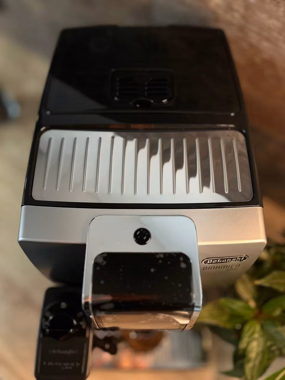 Automatyczny ekspres De'Longhi ECAM 370.85.SB — zdjęcie 4