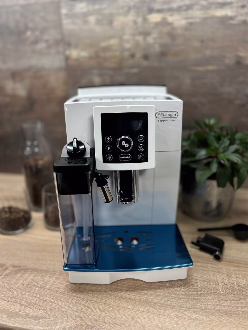 Automatyczny ekspres ciśnieniowy De'Longhi ECAM 23.460W — miniatura 2