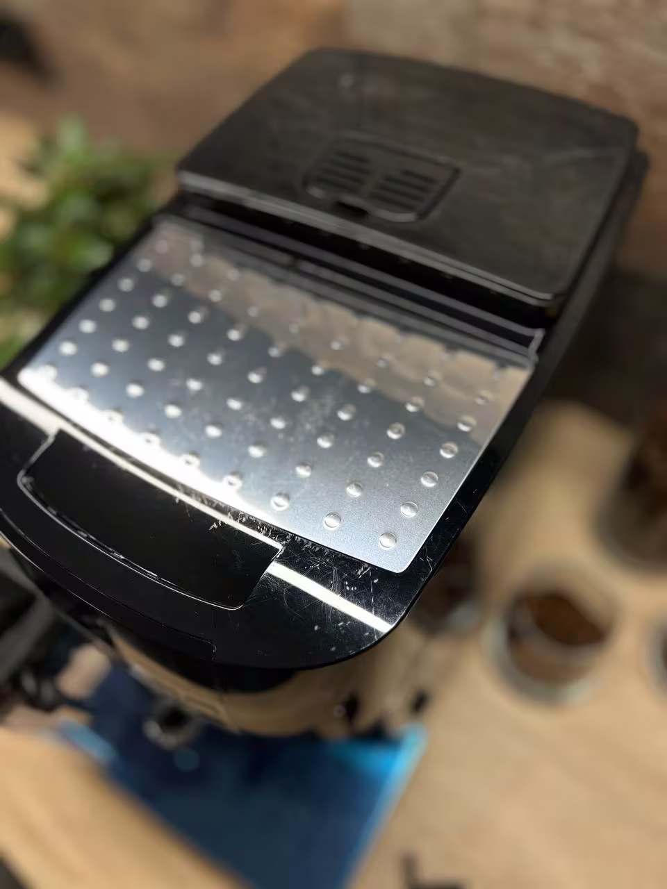 Automatyczny ekspres ciśnieniowy De'Longhi Magnifica S Cappuccino ECAM 22.360.B — zdjęcie 4