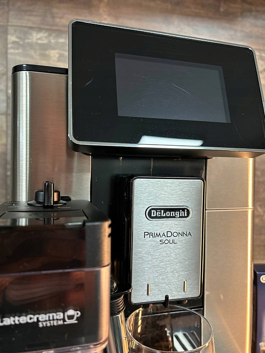 Automatyczny ekspres ciśnieniowy De'Longhi ECAM 610.74 MB PrimaDonna Soul — zdjęcie główne produktu AGD Group Automatyczny ekspres ciśnieniowy De'Longhi ECAM 610.74 MB PrimaDonna Soul — zdjęcie główne produktu AGD Group — zdjęcie 2