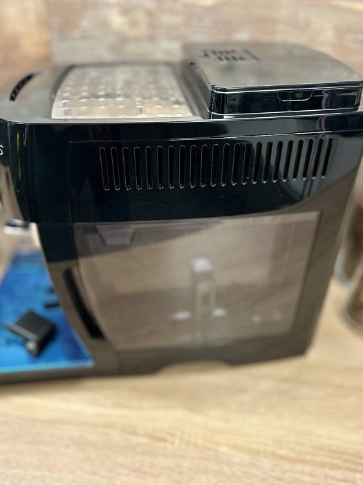 Automatyczny ekspres ciśnieniowy De'Longhi Magnifica S Cappuccino ECAM 22.360.B — zdjęcie 4 — zdjęcie 5