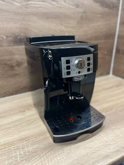 Automatyczny ekspres De'Longhi Magnifica S ECAM 22.110.B — zdjęcie 3 — zdjęcie 4