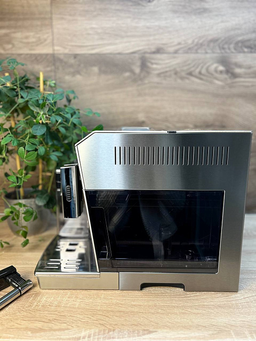 Automatyczny ekspres DeLonghi Primadonna S Evo ECAM 510.55.M (Art. 1396) — zdjęcie 8 — zdjęcie 9