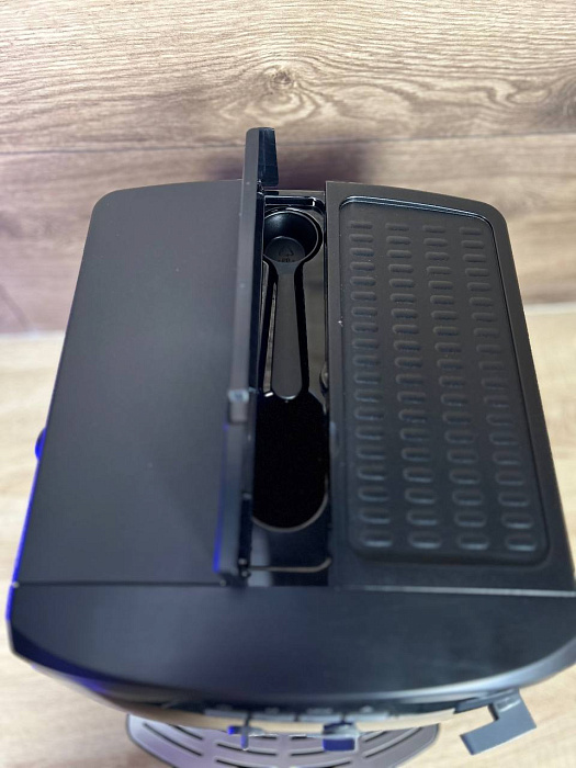Automatyczny ekspres ciśnieniowy De'Longhi ESAM 2600 (Art. 42120) — zdjęcie główne produktu AGD Group — zdjęcie 2