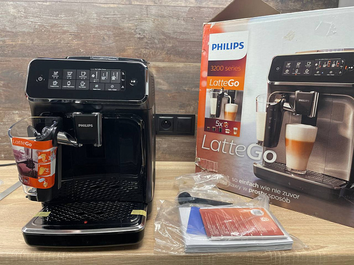 Automatyczny ekspres ciśnieniowy Philips EP3241/50 (Art. 42118) — zdjęcie główne produktu AGD Group — zdjęcie 2