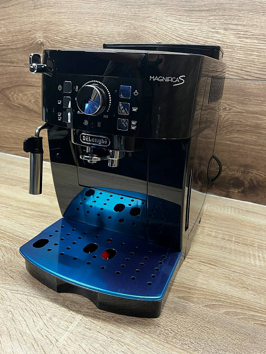 Automatyczny ekspres De'Longhi Magnifica S ECAM 21.117.B — zdjęcie 3 — zdjęcie 4