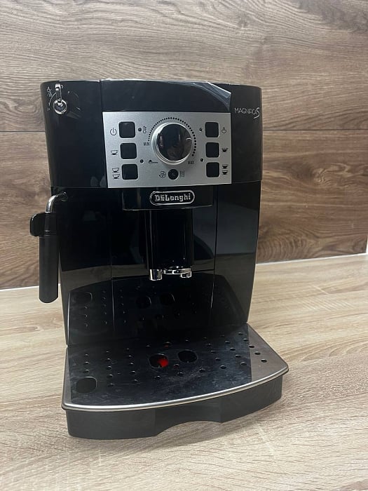 Automatyczny ekspres De'Longhi Magnifica S ECAM 22.110.B — zdjęcie 5 — zdjęcie 6