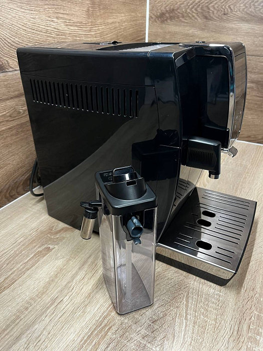 Automatyczny ekspres ciśnieniowy De'Longhi Dinamica Plus ECAM370.85.B — zdjęcie 6 Automatyczny ekspres ciśnieniowy De'Longhi Dinamica Plus ECAM370.85.B — zdjęcie 6 — zdjęcie 7
