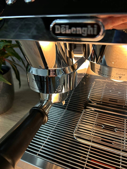 Kolbowy ekspres ciśnieniowy De'Longhi La Specialista Prestigio EC 9355.M — zdjęcie 9 Kolbowy ekspres ciśnieniowy De'Longhi La Specialista Prestigio EC 9355.M — zdjęcie 9 — zdjęcie 10