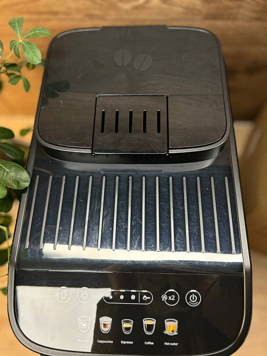 Automatyczny ekspres ciśnieniowy De'Longhi Magnifica Evo 290.61.B — zdjęcie 6 — zdjęcie 7