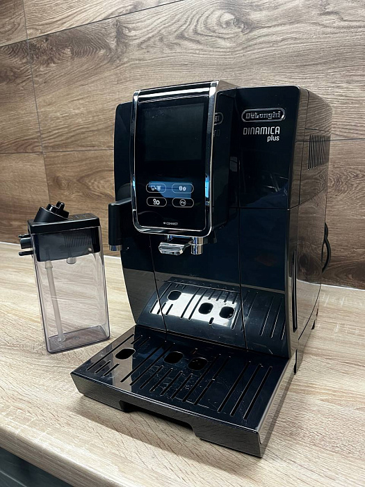 Automatyczny ekspres ciśnieniowy De'Longhi Dinamica Plus ECAM370.85.B — zdjęcie 3 Automatyczny ekspres ciśnieniowy De'Longhi Dinamica Plus ECAM370.85.B — zdjęcie 3 — zdjęcie 4
