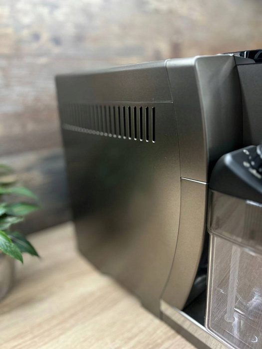 Automatyczny ekspres ciśnieniowy DeLonghi ECAM 370.95.T — zdjęcie 5 — zdjęcie 6