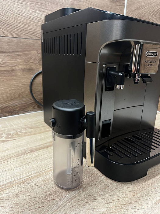 Automatyczny ekspres De'Longhi Magnifica EVO ECAM 290.81.TB — zdjęcie 2 — zdjęcie 3