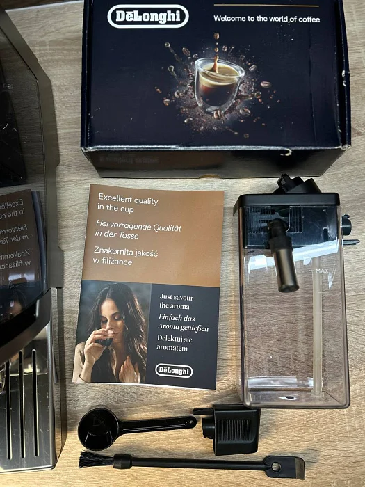 Automatyczny ekspres ciśnieniowy DeLonghi Dinamica Plus ECAM 370.95.T - AGD Group Łódź