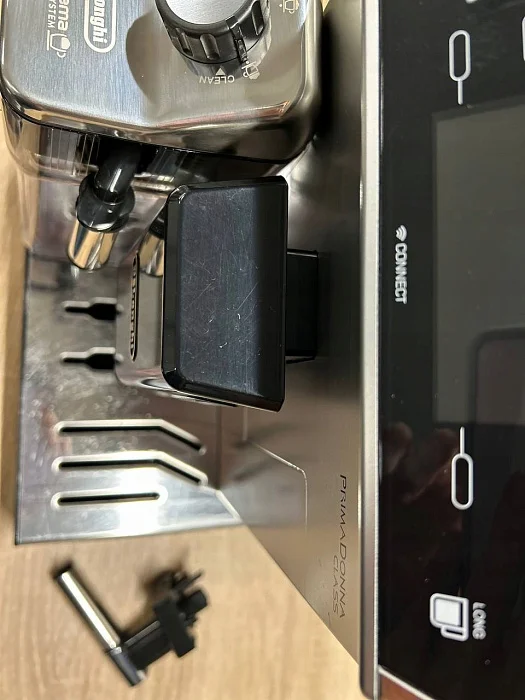 Automatyczny ekspres ciśnieniowy De'Longhi PrimaDonna Class ECAM 550.75MS - AGD Group Łódź