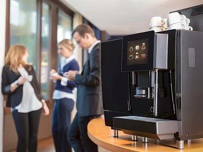 Nadmierny hałas i wibracje podczas pracy w ekspresach Franke