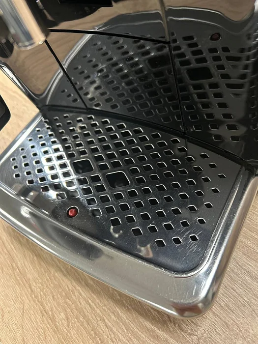 Automatyczny ekspres ciśnieniowy Philips EP5444 - AGD Group Łódź