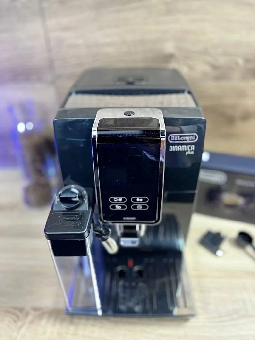 Automatyczny ekspres ciśnieniowy De'Longhi Dinamica ECAM370.85.B - AGD Group Łódź