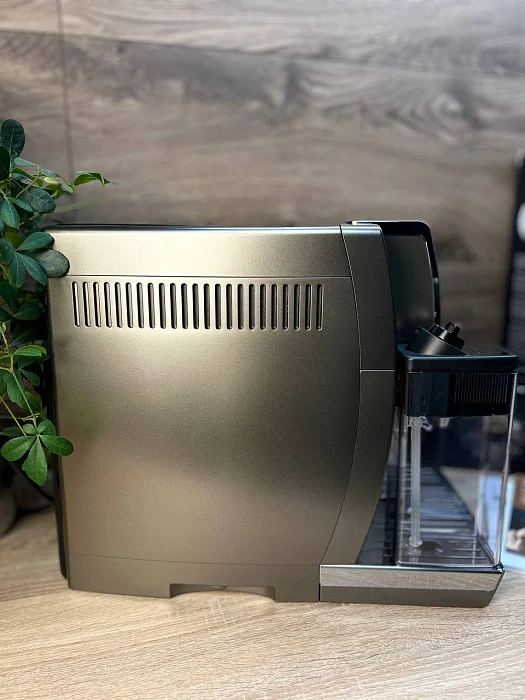 Automatyczny ekspres ciśnieniowy DeLonghi Dinamica Plus ECAM 370.95.T - AGD Group Łódź