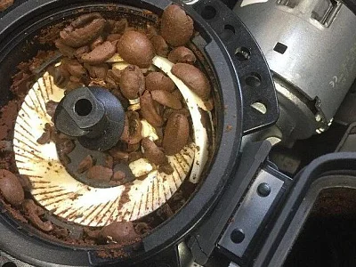 Młynek w ekspresie do kawy nie mieli kawy - AGD Service Group