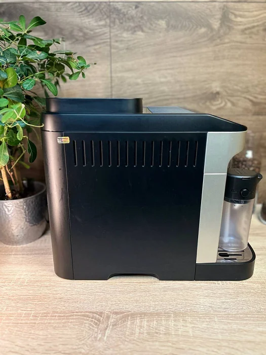 Automatyczny ekspres ciśnieniowy De'Longhi Magnifica Evo 290.61.SB - AGD Group Łódź