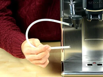 Jak pielęgnować ekspres do kawy? Najczęstsze usterki i jak ich uniknąć