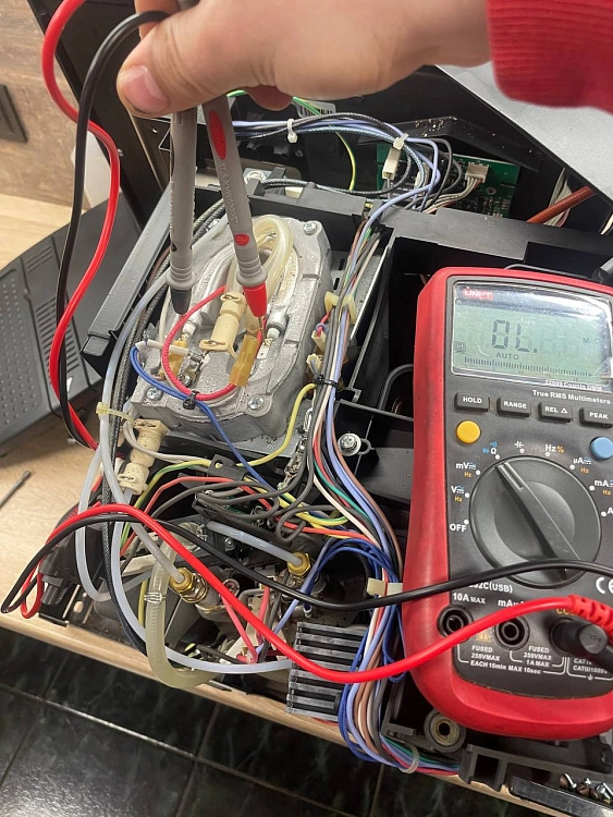 Diagnostyka ekspresu do kawy Delonghi
