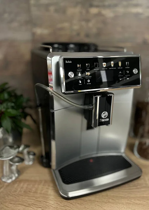 Automatyczny ekspres ciśnieniowy Saeco Xelsis SM7581/00 - AGD Group Łódź
