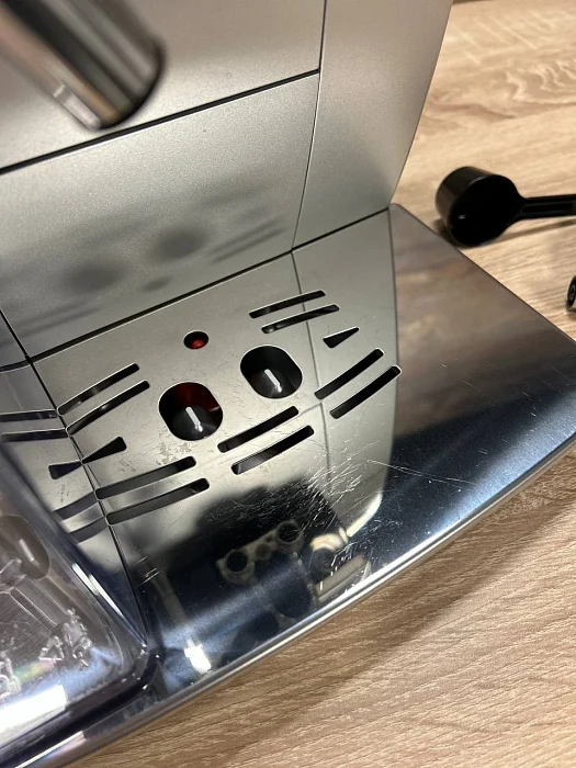 Automatyczny ekspres ciśnieniowy De'Longhi ECAM 23.460.S - AGD Group Łódź