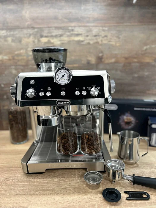 Kolbowy ekspres ciśnieniowy De'Longhi La Specialista Prestigio EC9355.M - AGD Group Łódź