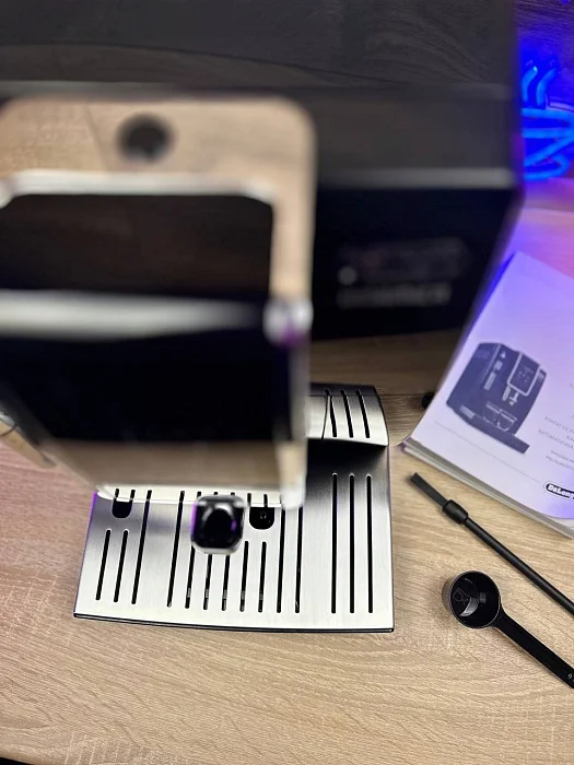 Automatyczny ekspres ciśnieniowy De'Longhi ECAM 350.15B - AGD Group Łódź