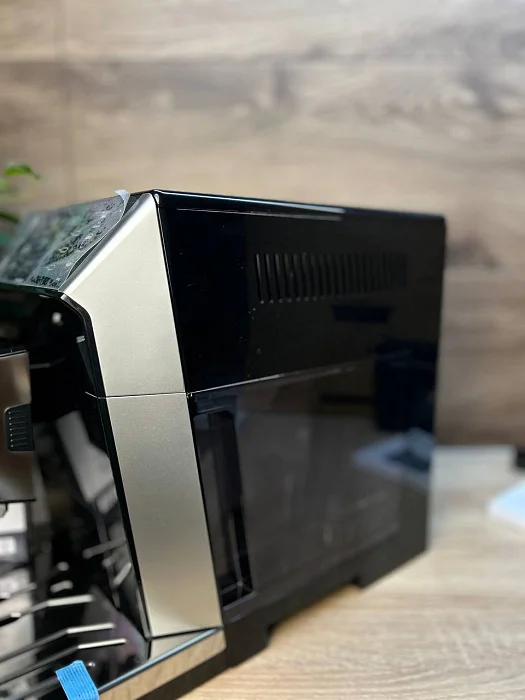 Automatyczny ekspres ciśnieniowy De'Longhi ECAM 550.65.SB - AGD Group Łódź