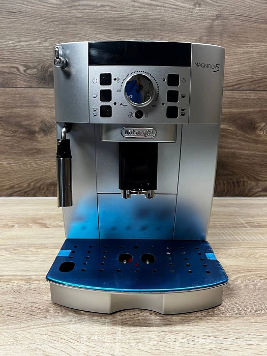 Automatyczny ekspres De'Longhi Magnifica S ECAM 22.110.SB