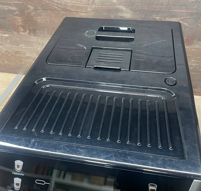 Automatyczny ekspres ciśnieniowy De'Longhi ECAM 550.65.SB 1450 W czarny - AGD Group Łódź