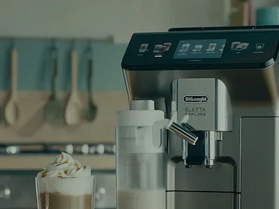 Delonghi Eletta Explore: ogromny wybór napojów, w tym zimne mleczne i Cold Brew. Przegląd