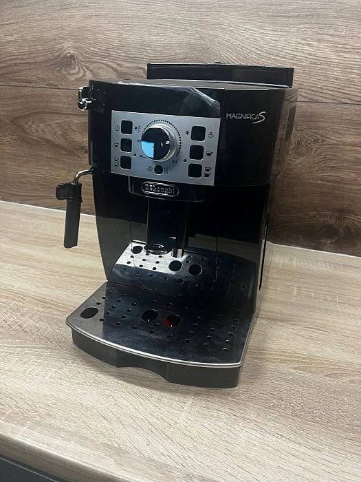 Automatyczny ekspres De'Longhi Magnifica S ECAM 22.110.B - AGD Group Łódź