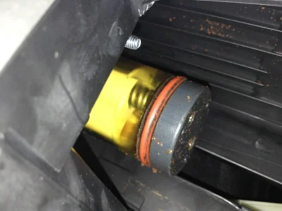 Rozwiązanie problemu z tłokiem termobloka