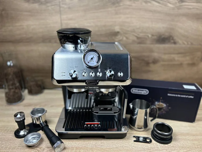 Kolbowy ekspres ciśnieniowy De'Longhi La Specialista Arte EC9155.MB - AGD Group Łódź