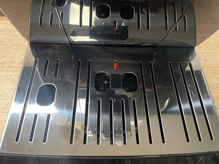 Automatyczny ekspres ciśnieniowy De'Longhi Dinamica ECAM370.85.B - AGD Group Łódź