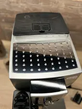 Automatyczny ekspres ciśnieniowy De'Longhi ECAM 23.460.S - AGD Group Łódź