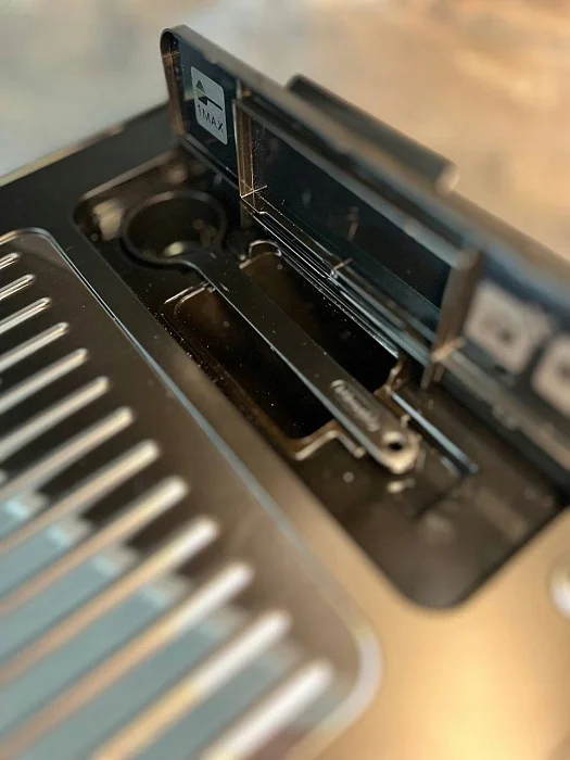 Automatyczny ekspres ciśnieniowy De'Longhi ECAM 610.74 MB PrimaDonna Soul - AGD Group Łódź