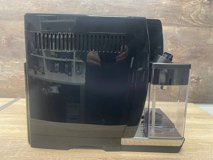 Automatyczny ekspres ciśnieniowy De'Longhi ECAM 353.75.B - AGD Group Łódź