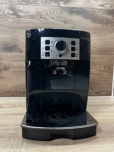 Automatyczny ekspres De'Longhi Magnifica S ECAM 22.110.B
